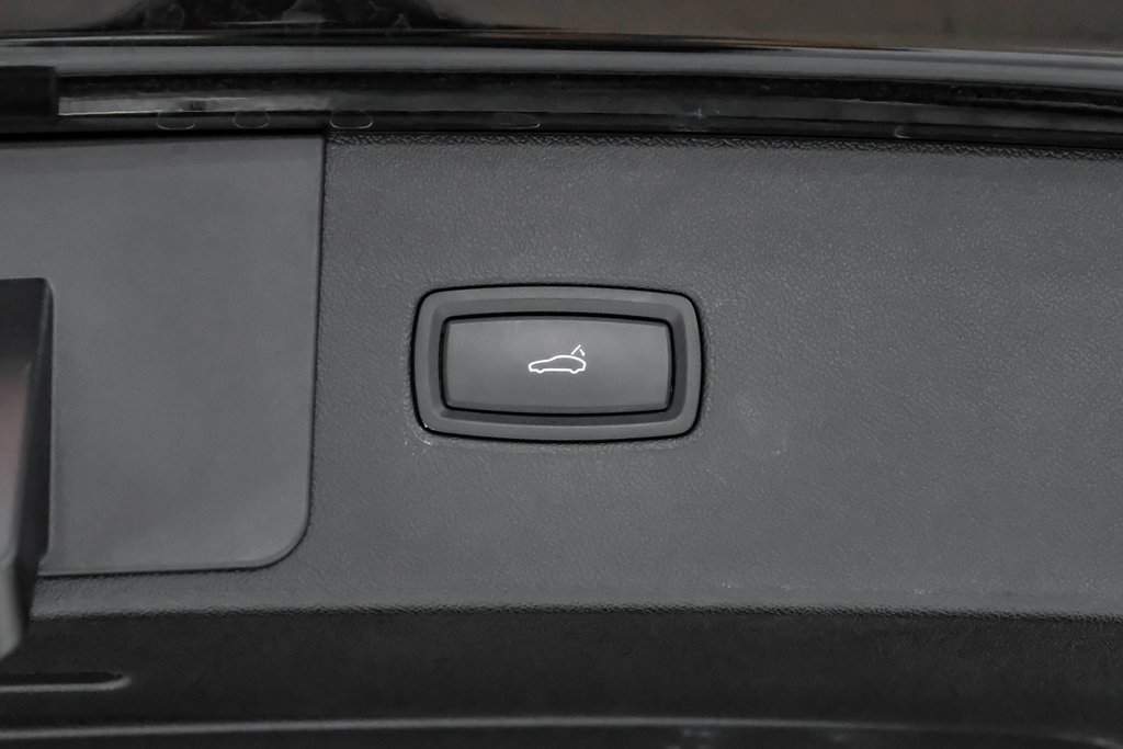 Used 2023 Porsche Cayenne image 63