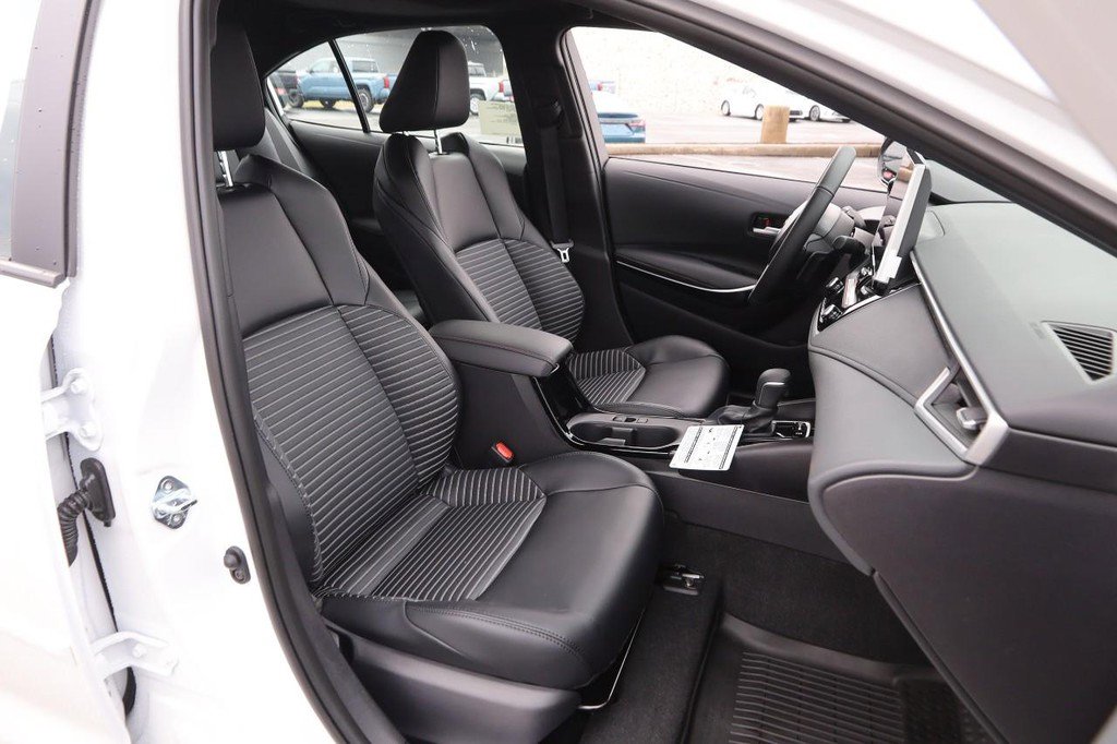 New 2026 Toyota Corolla XSE image 25