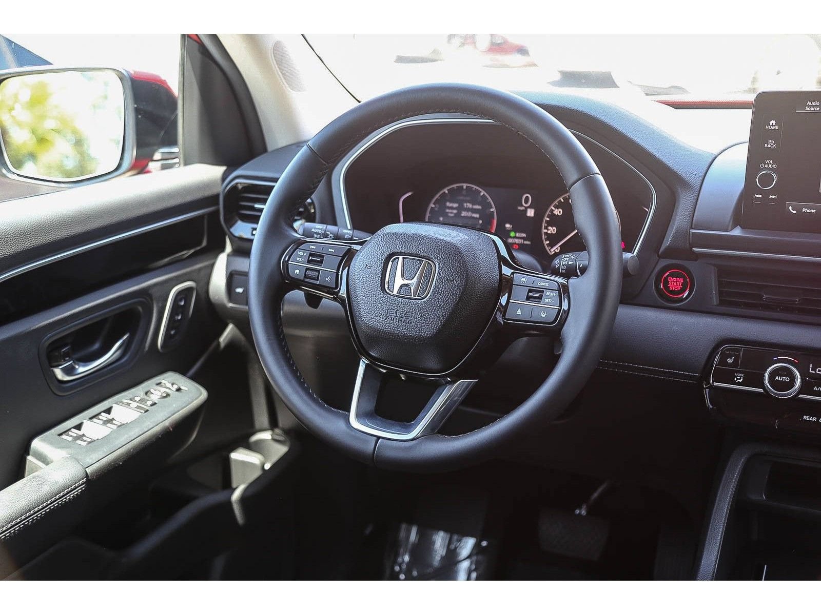 Used 2025 Honda Pilot EX-L image 13