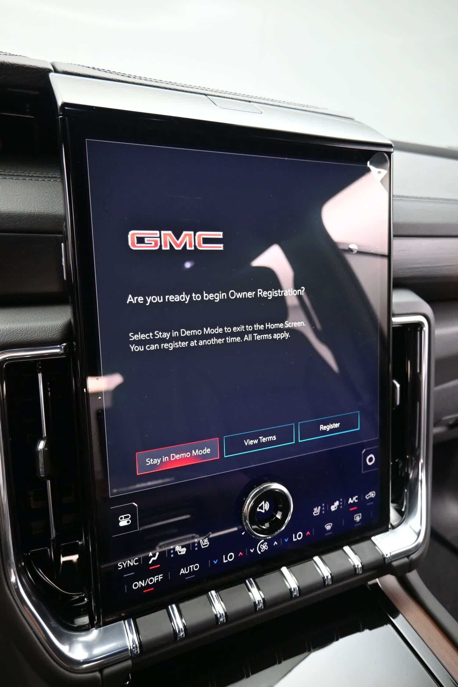 New 2027 GMC Yukon Denali w/ Denali Reserve Package AWD/4WD image 21