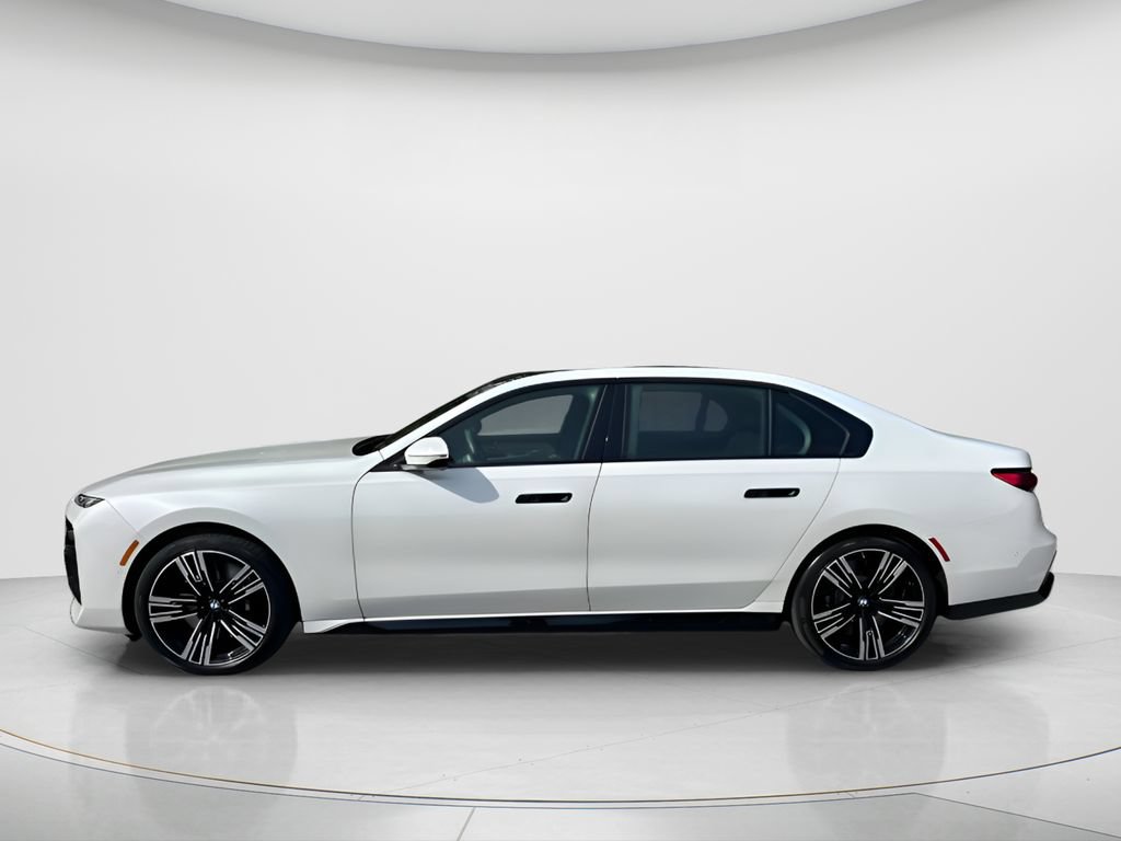 Certified 2024 BMW 760i xDrive w/ Executive Package AWD/4WD image 8