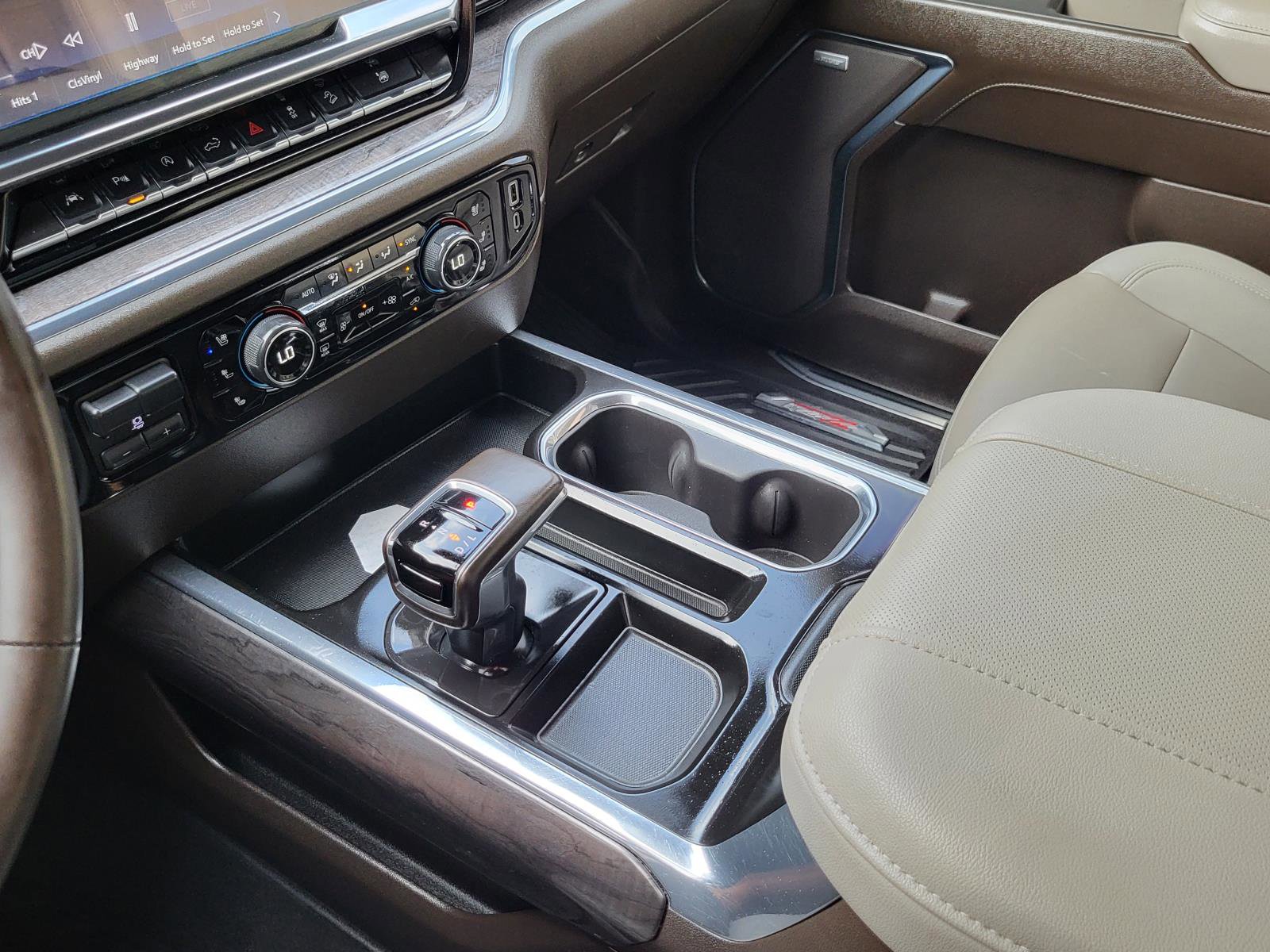 Used 2023 Chevrolet Silverado 1500 LTZ w/ Z71 Off-Road Package image 28