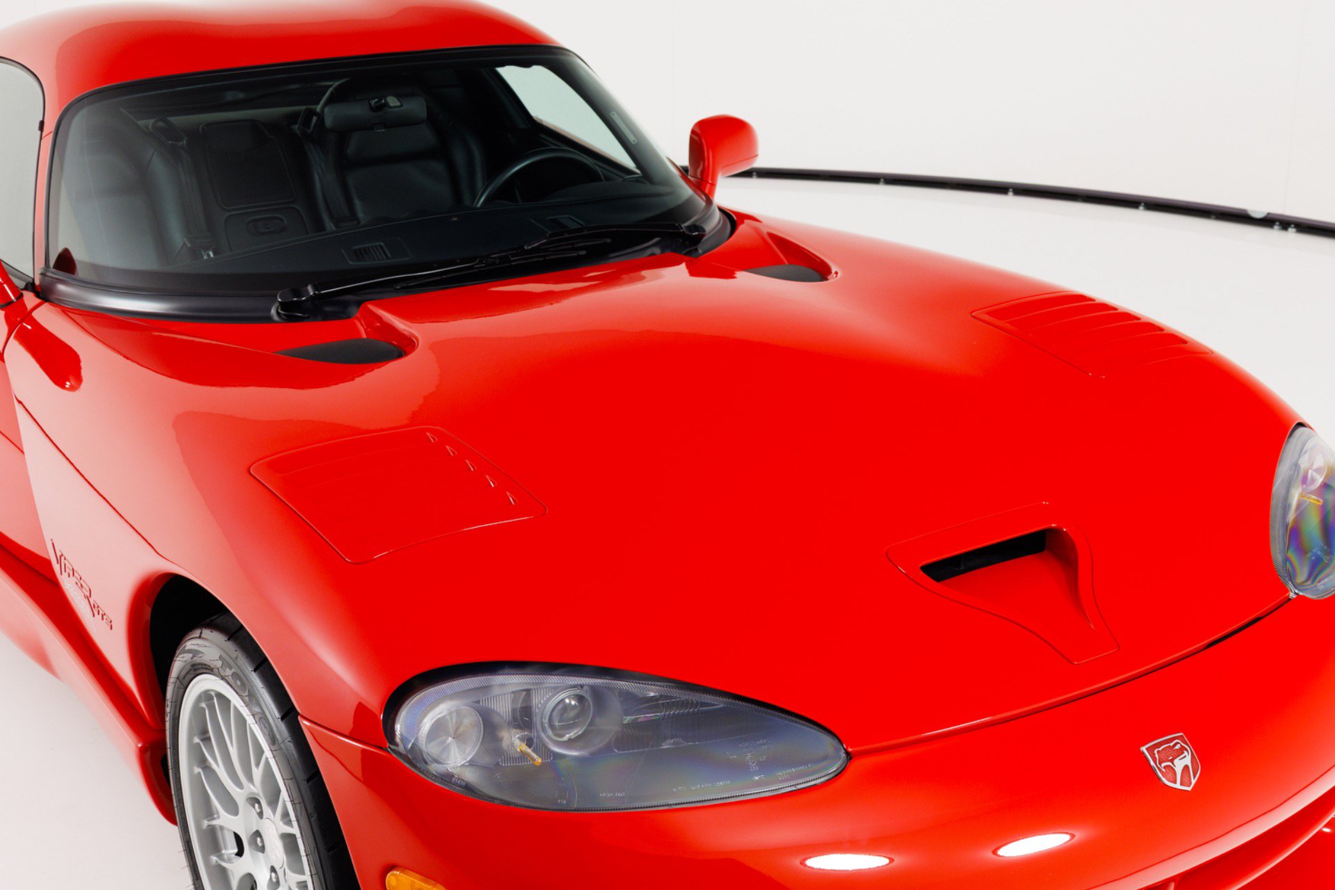 Used 1999 Dodge Viper GTS RWD image 50