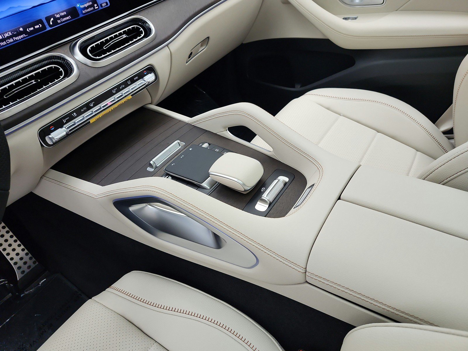 New 2027 Mercedes-Benz GLS 450 4MATIC image 10