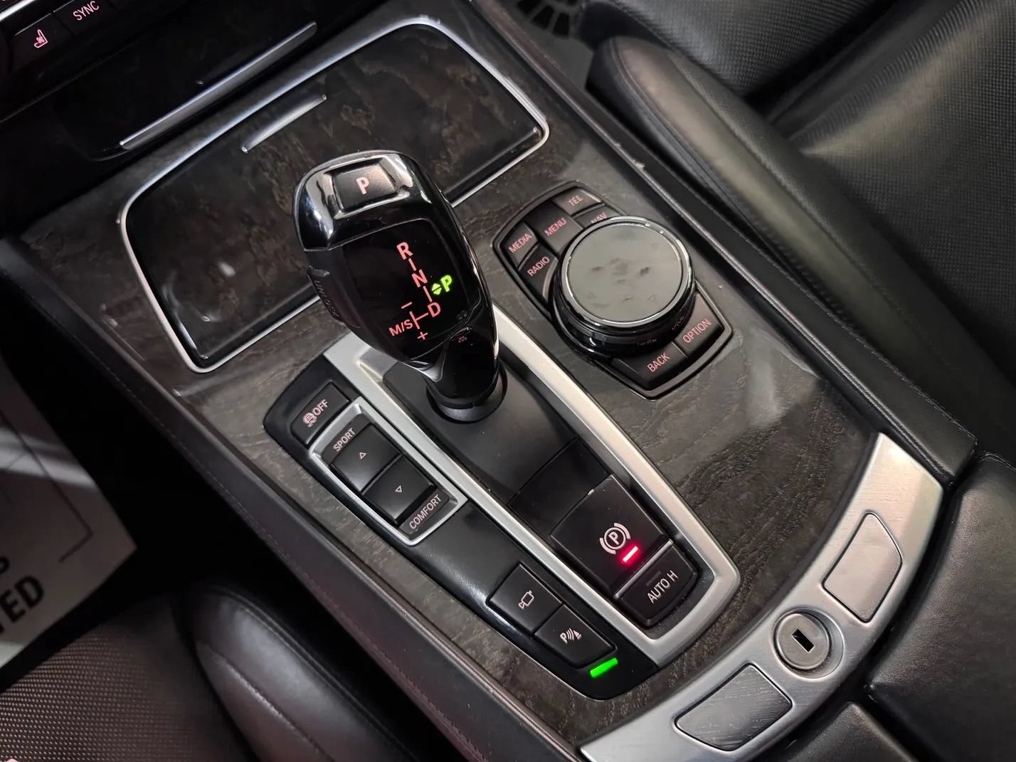 Used 2014 BMW 750Li RWD image 26
