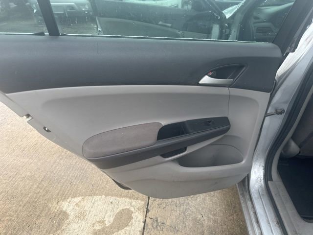 Used 2010 Honda Accord LX image 18