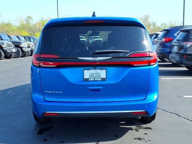 New 2026 Chrysler Pacifica Select FWD image 20