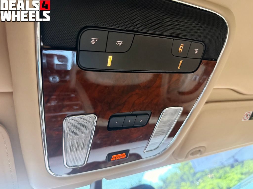 Used 2012 Bentley Mulsanne RWD image 54
