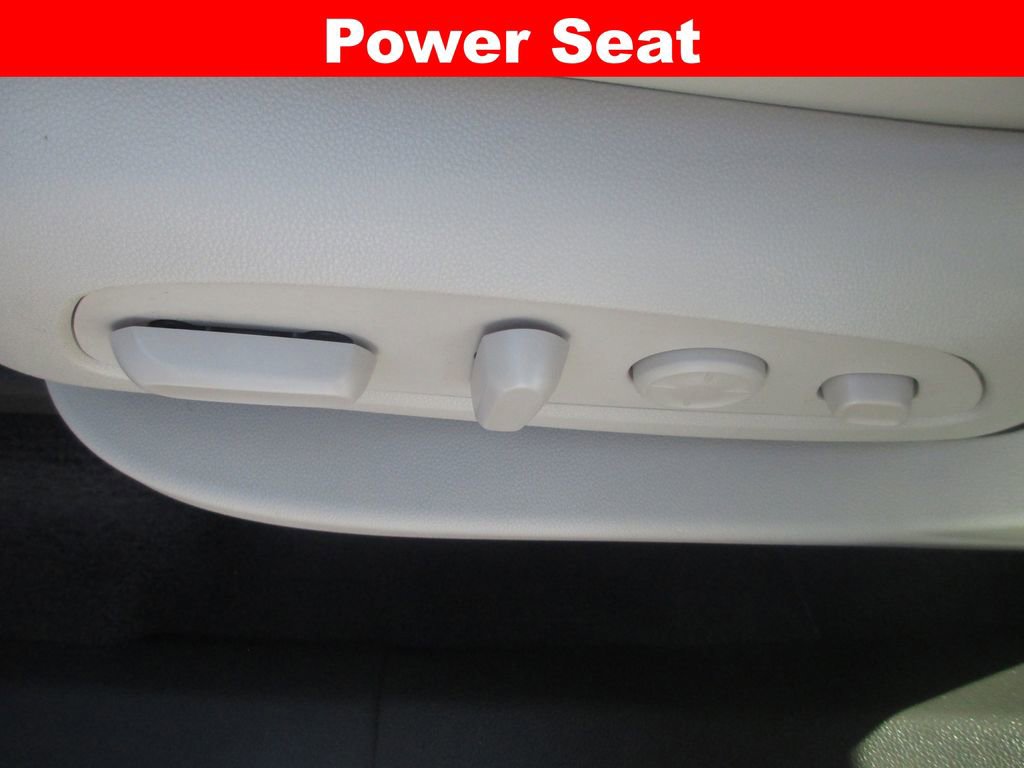 Used 2024 Buick Enclave Avenir FWD image 30