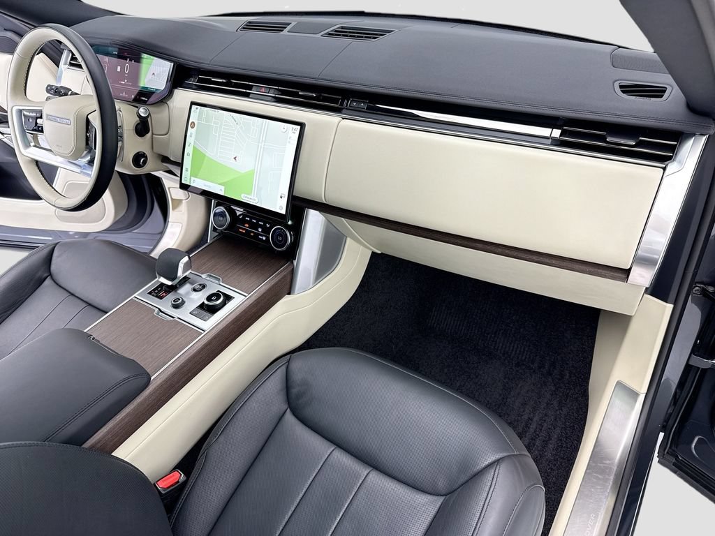 Used 2023 Land Rover Range Rover SE AWD/4WD image 16