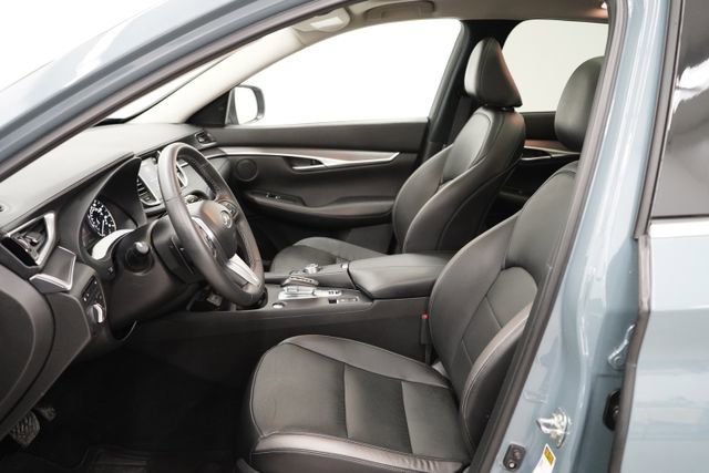 Used 2023 INFINITI QX50 Luxe image 8