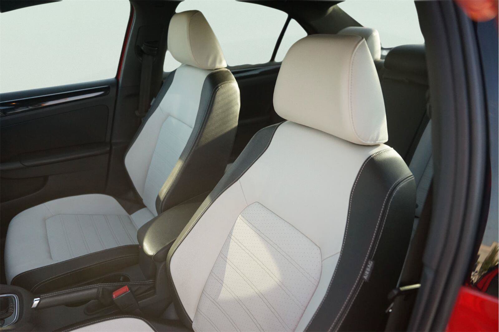 Used 2015 Volkswagen Jetta Sport FWD image 10