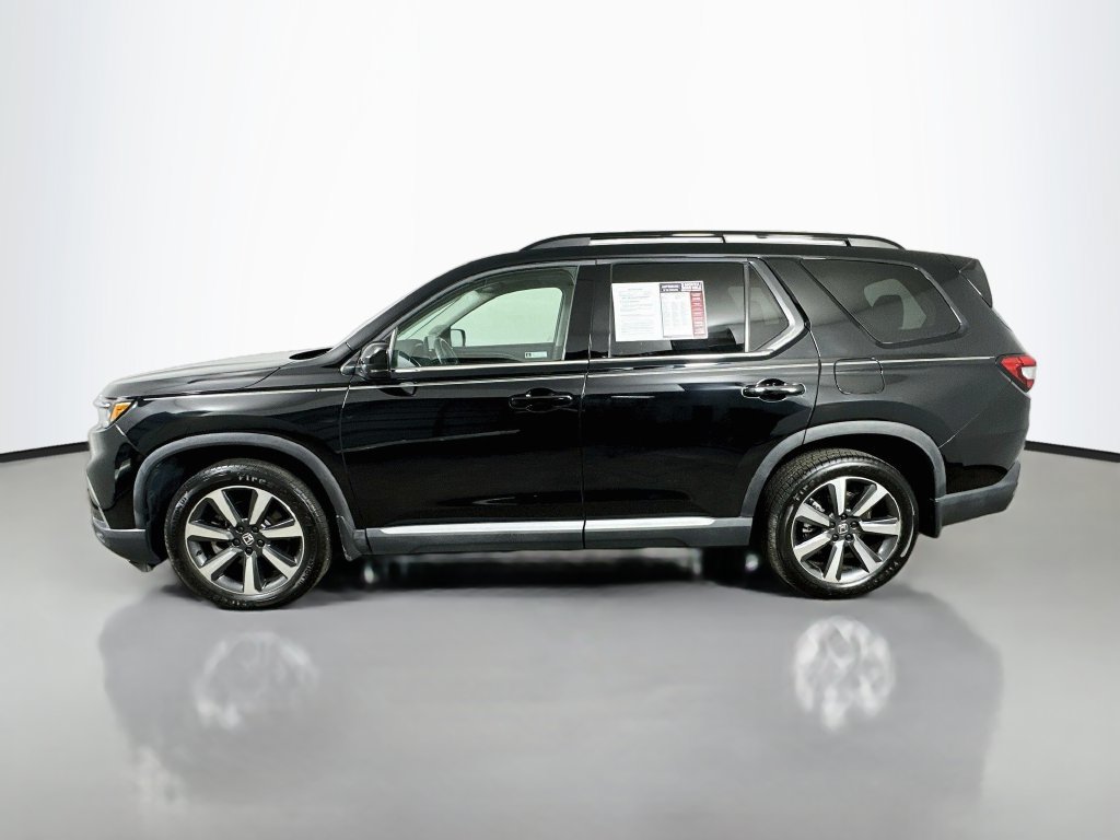Used 2023 Honda Pilot Touring image 5