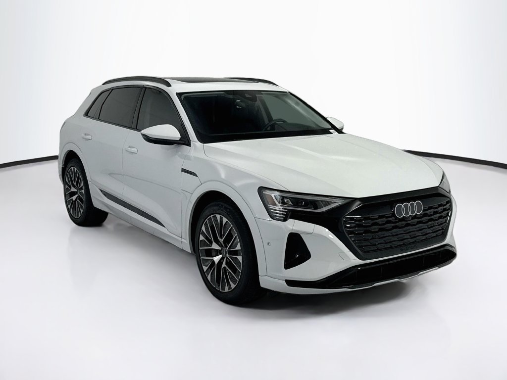 Certified 2024 Audi Q8 e-tron Prestige AWD/4WD image 3