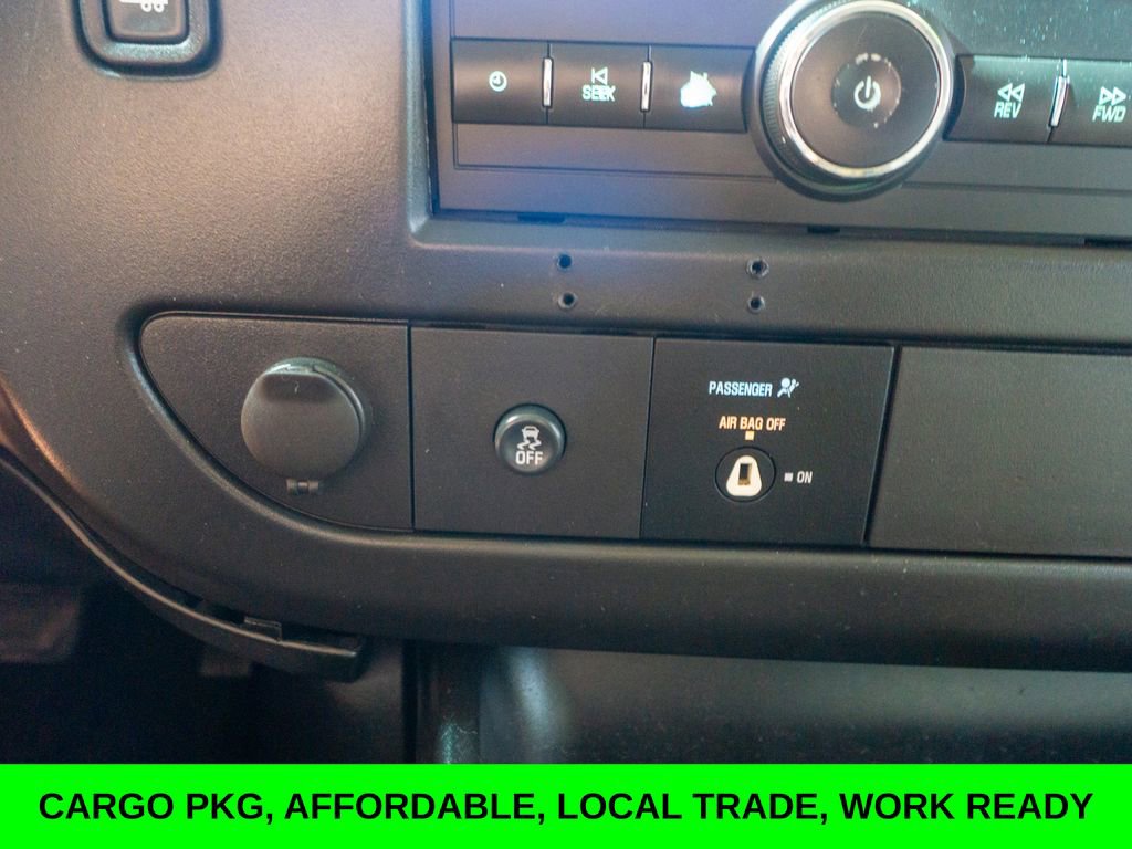 Used 2015 Chevrolet Express 2500 image 18