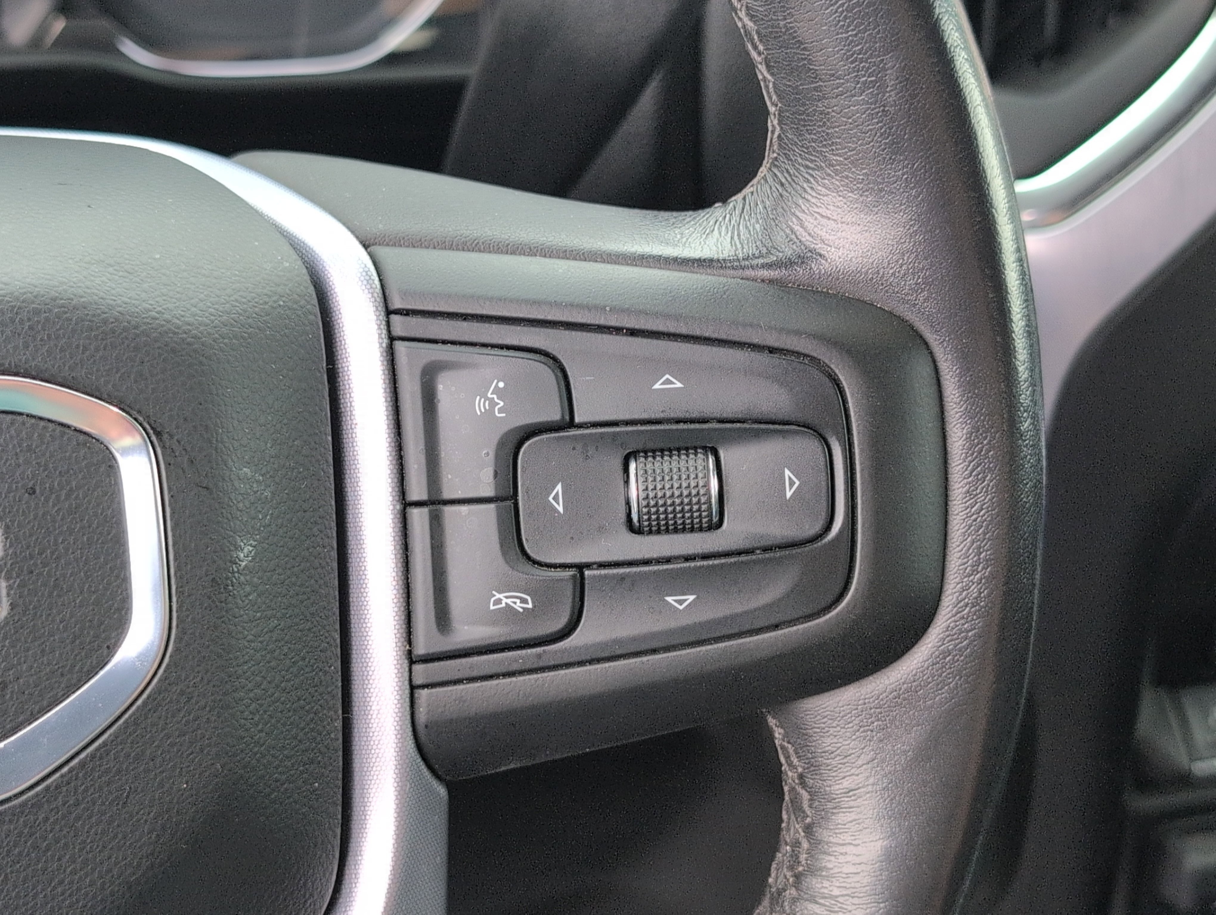 Used 2020 GMC Sierra 1500 SLT w/ SLT Premium Plus Package image 25