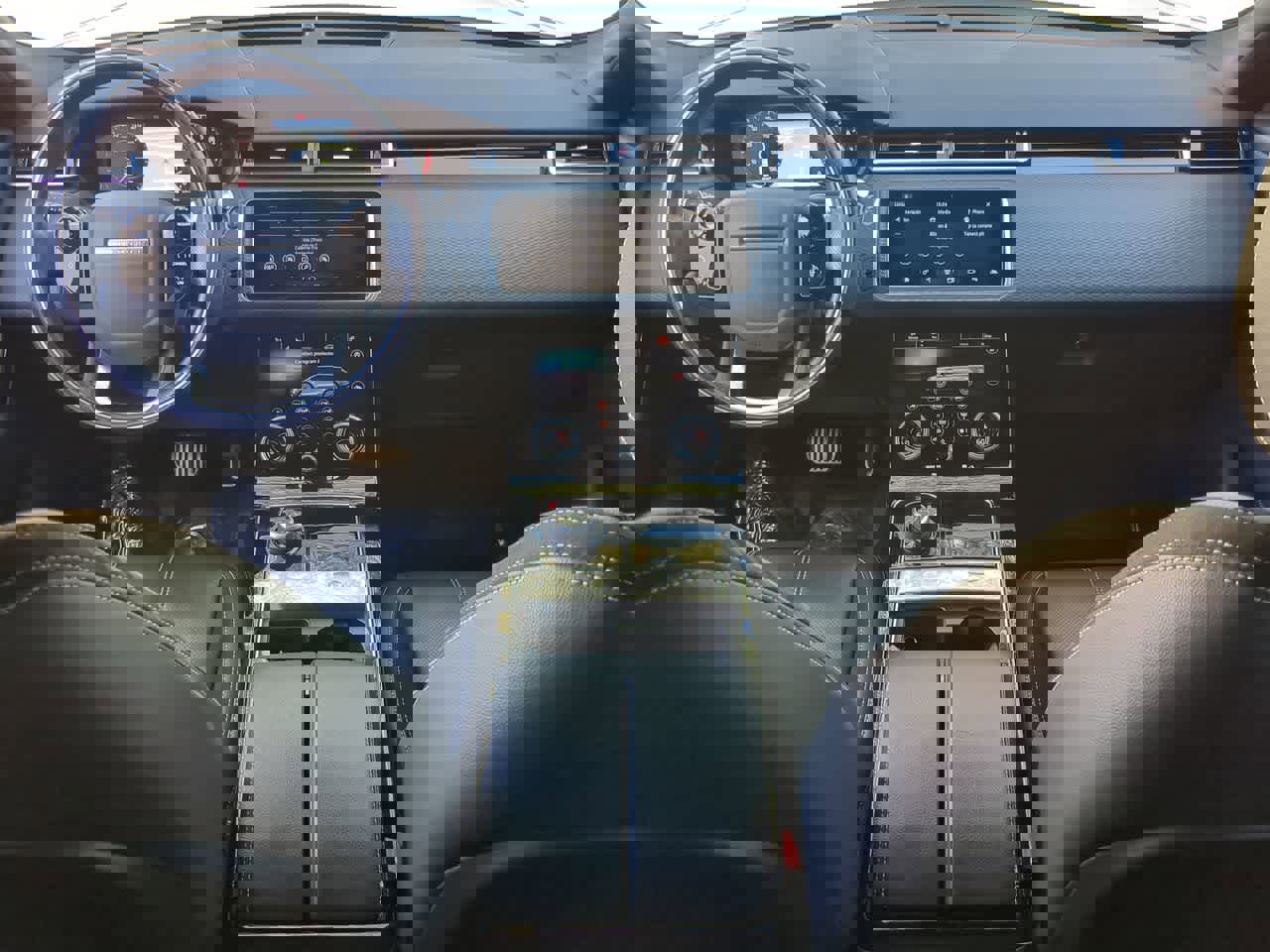 Used 2020 Land Rover Range Rover Velar R-Dynamic S image 16