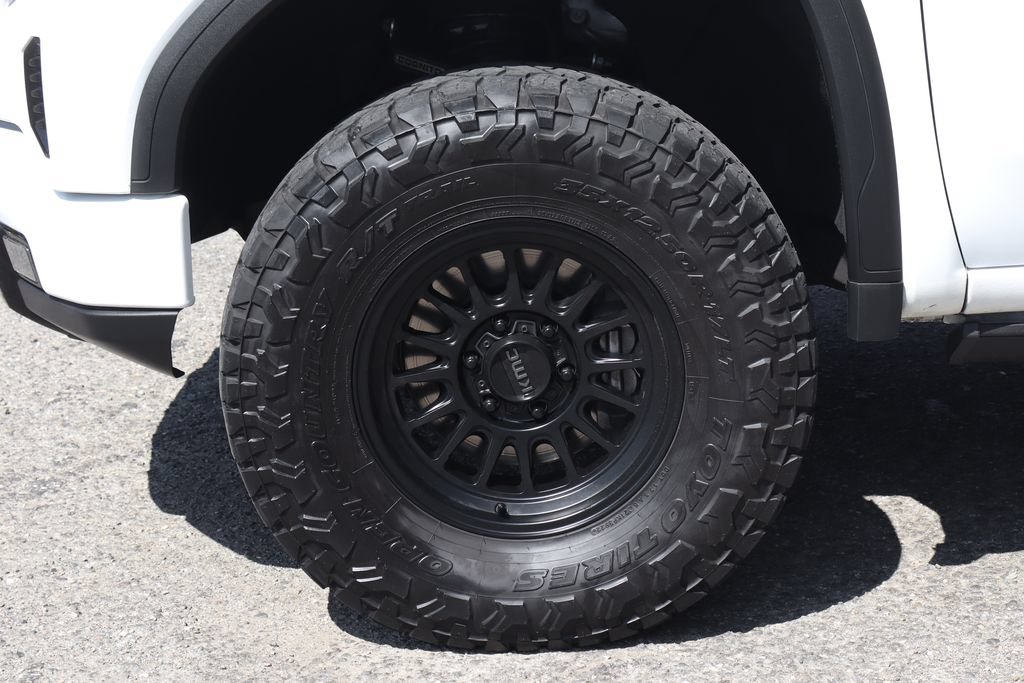 Used 2023 GMC Sierra 1500 AT4 w/ Technology Package AWD/4WD image 52