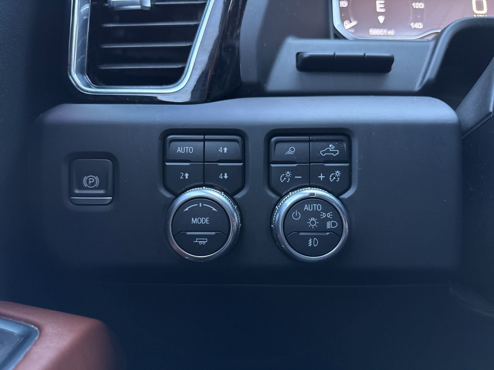 Used 2022 GMC Sierra 1500 Denali Ultimate image 38