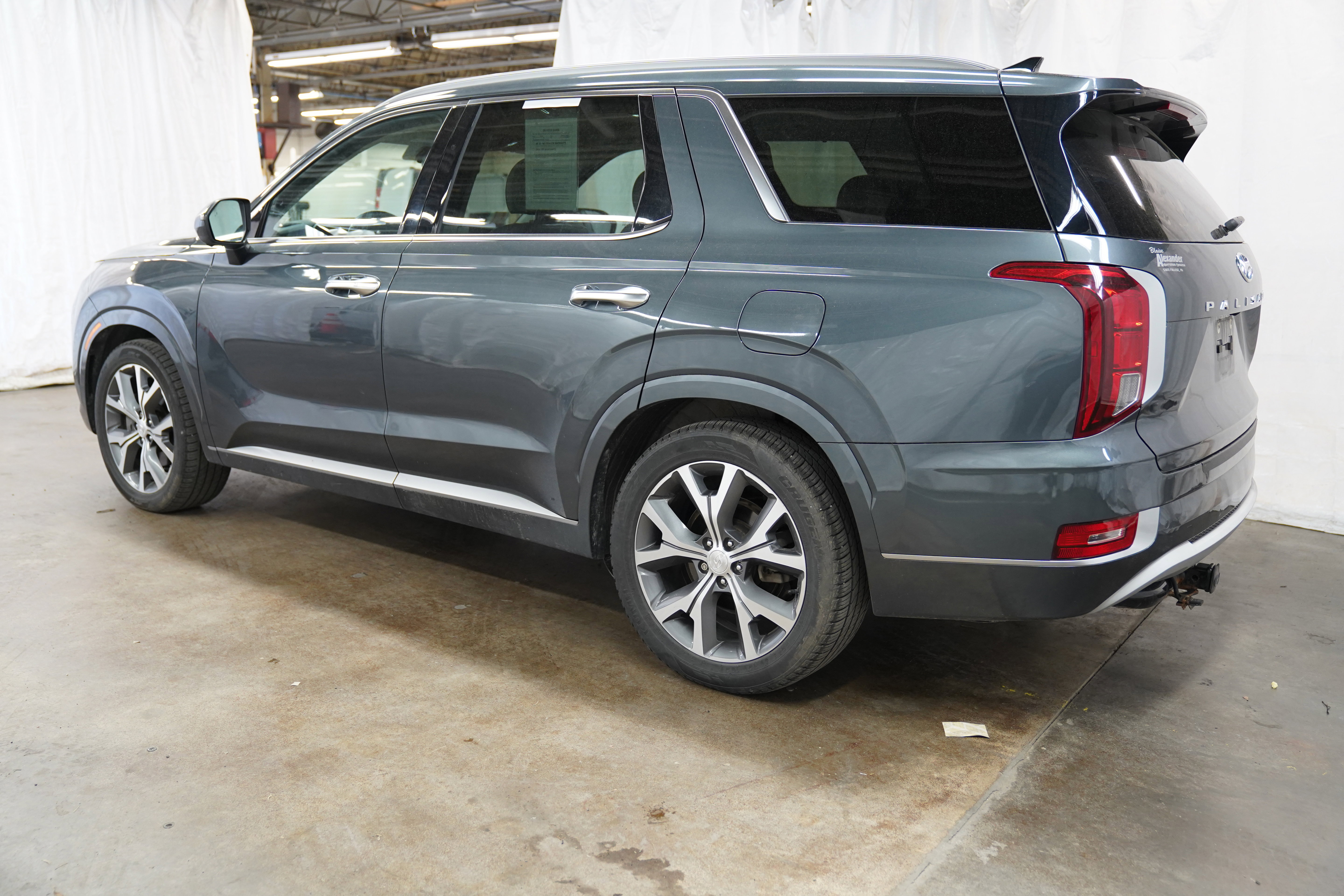 Used 2022 Hyundai Palisade Limited AWD/4WD image 11