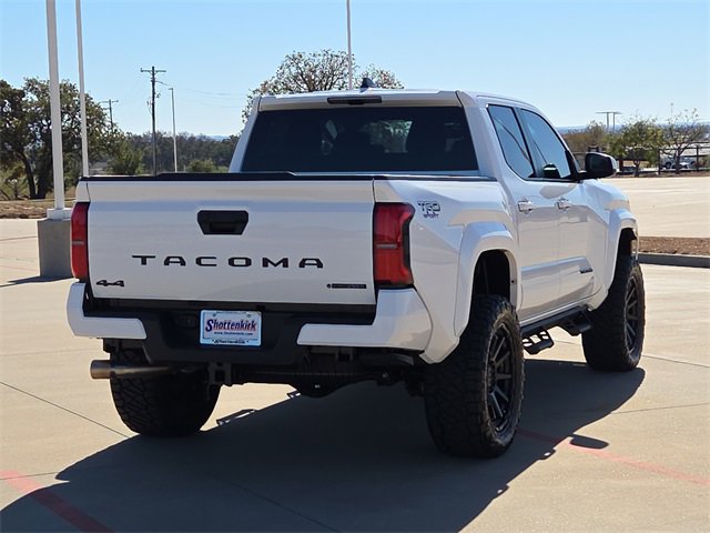Used 2025 Toyota Tacoma TRD Sport image 8