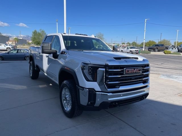 Used 2026 GMC Sierra 3500 SLT w/ SLT Convenience Package AWD/4WD image 7
