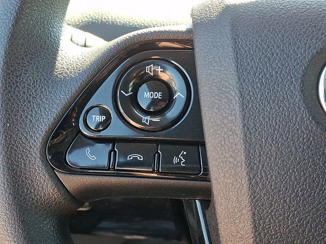 Used 2020 Toyota Prius LE AWD/4WD image 21