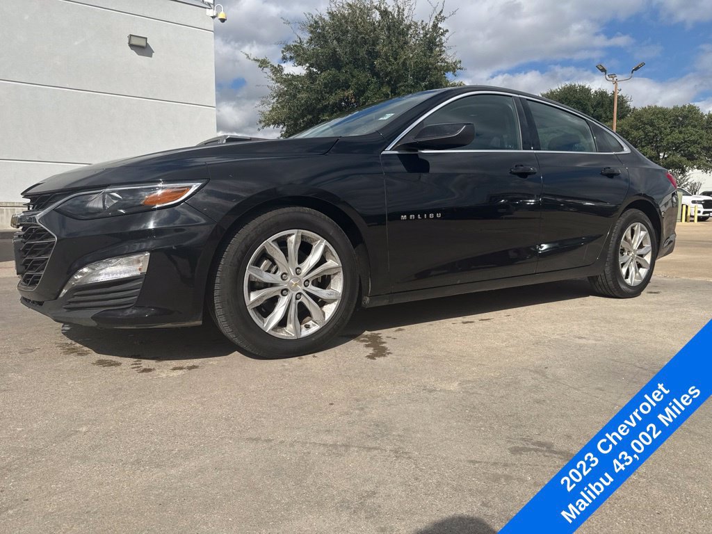 Used 2023 Chevrolet Malibu LT w/ Driver Confidence Package FWD image 1