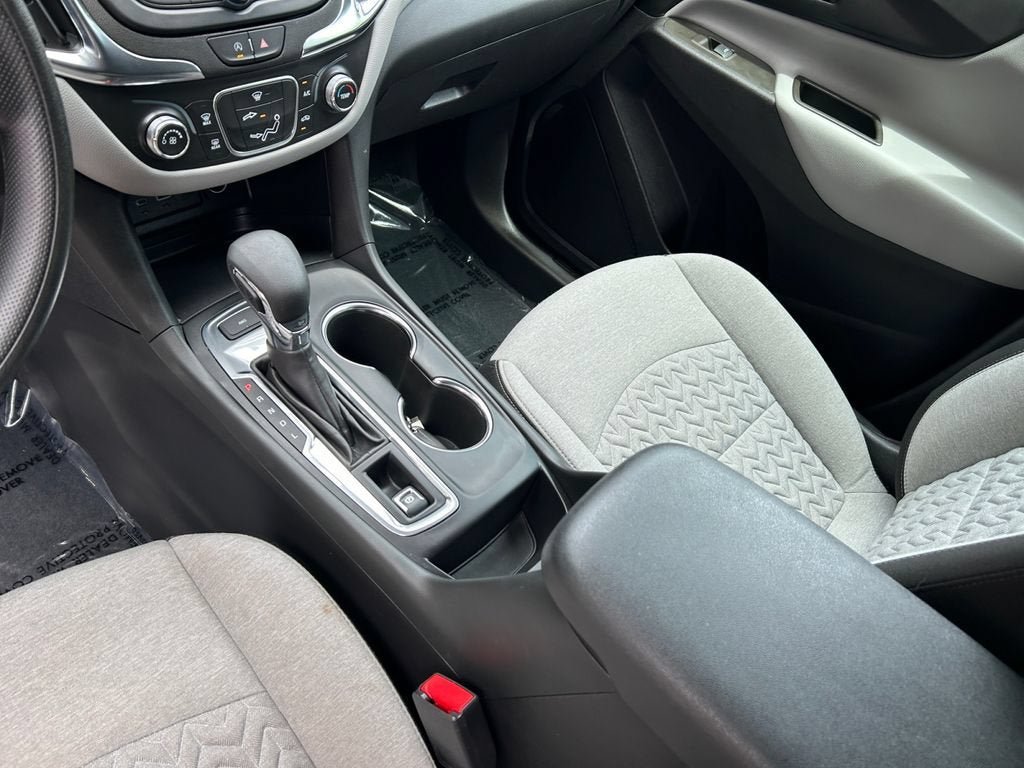 Used 2023 Chevrolet Equinox LT AWD/4WD image 18
