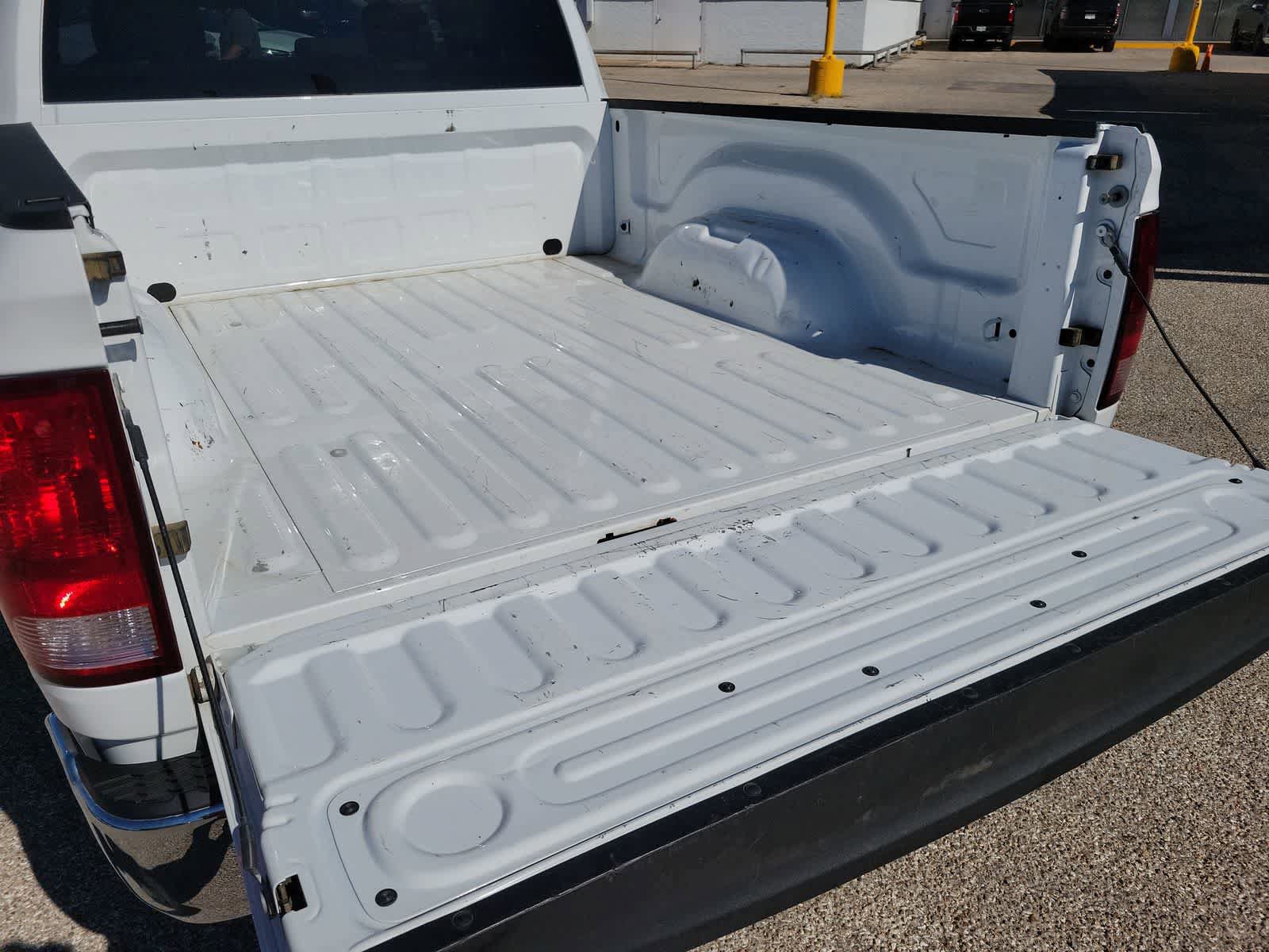 Used 2021 RAM 1500 Classic SLT RWD image 27