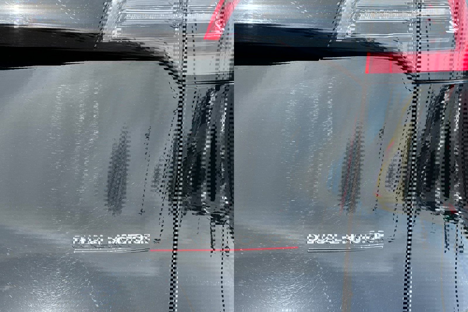 Used 2023 Tesla Model Y Performance image 32