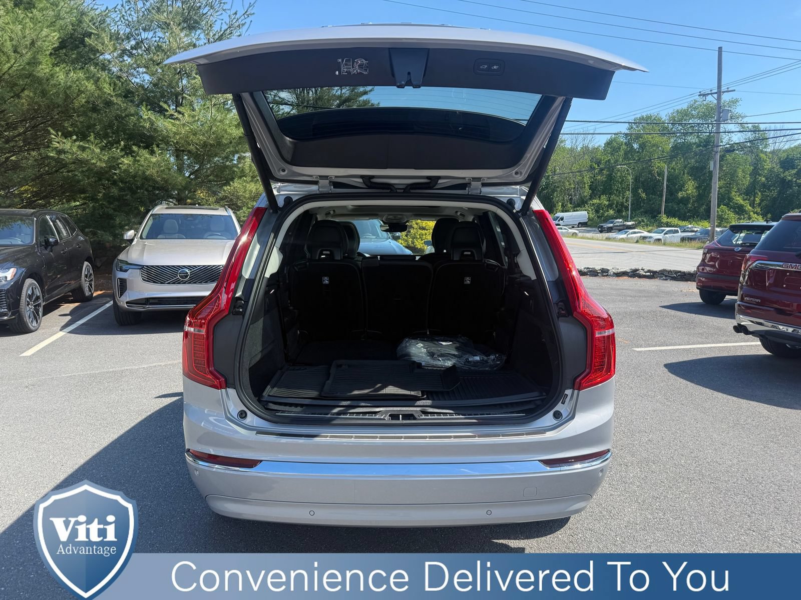 Used 2023 Volvo XC90 B6 Plus w/ Protection Package AWD/4WD image 23