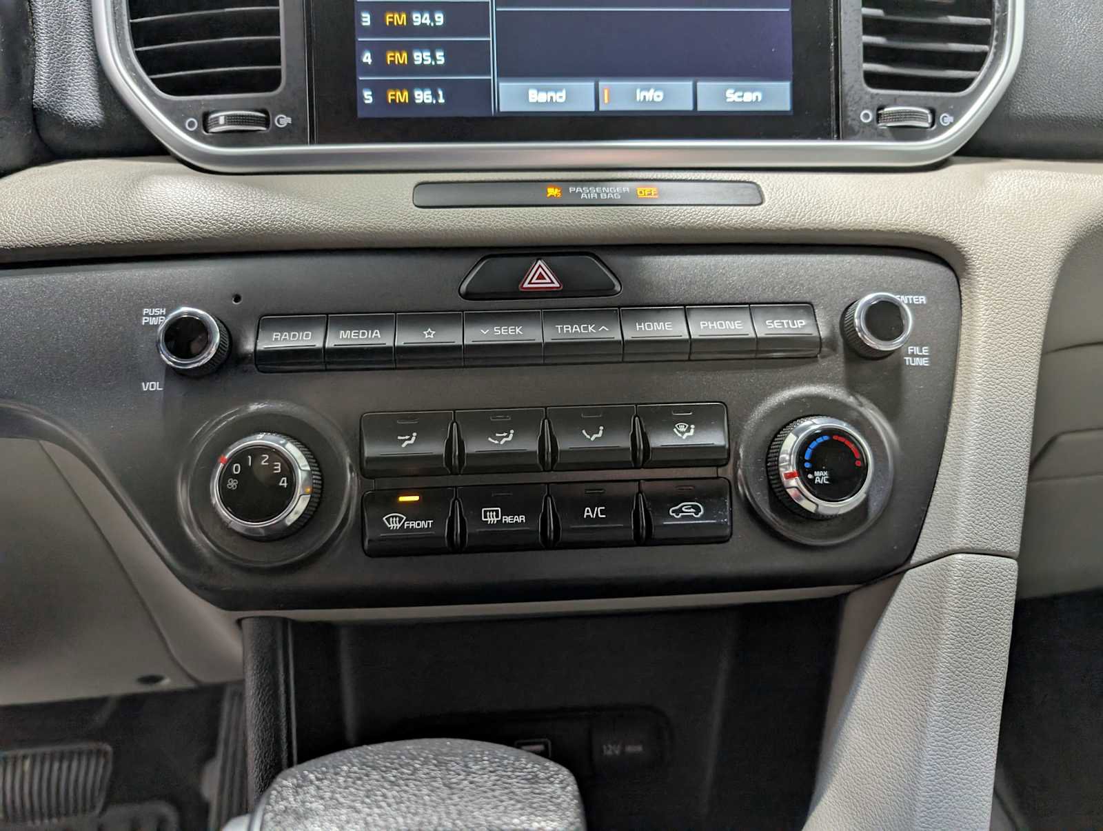 Used 2020 Kia Sportage LX AWD/4WD image 30