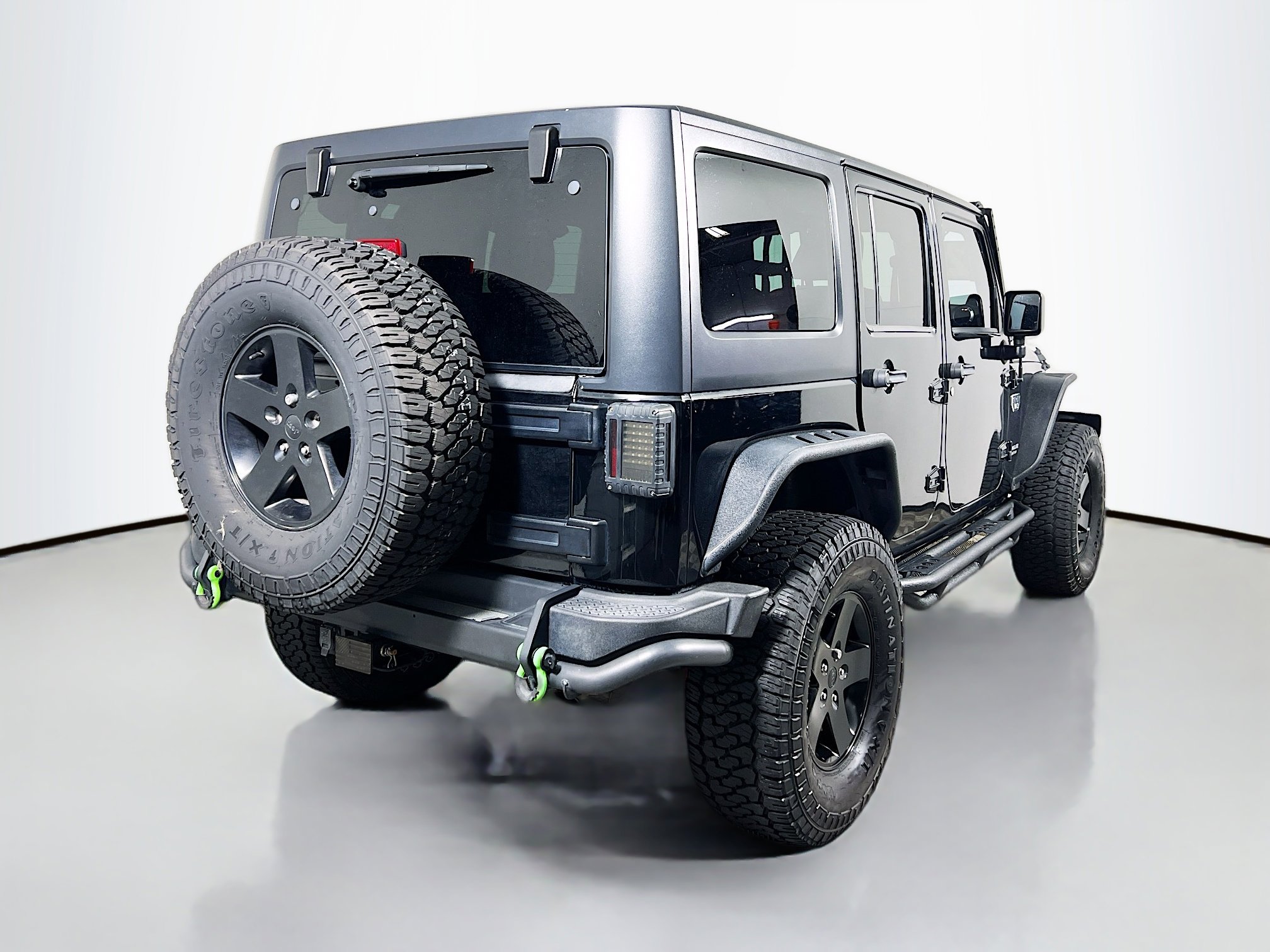 Used 2012 Jeep Wrangler Unlimited Rubicon image 4