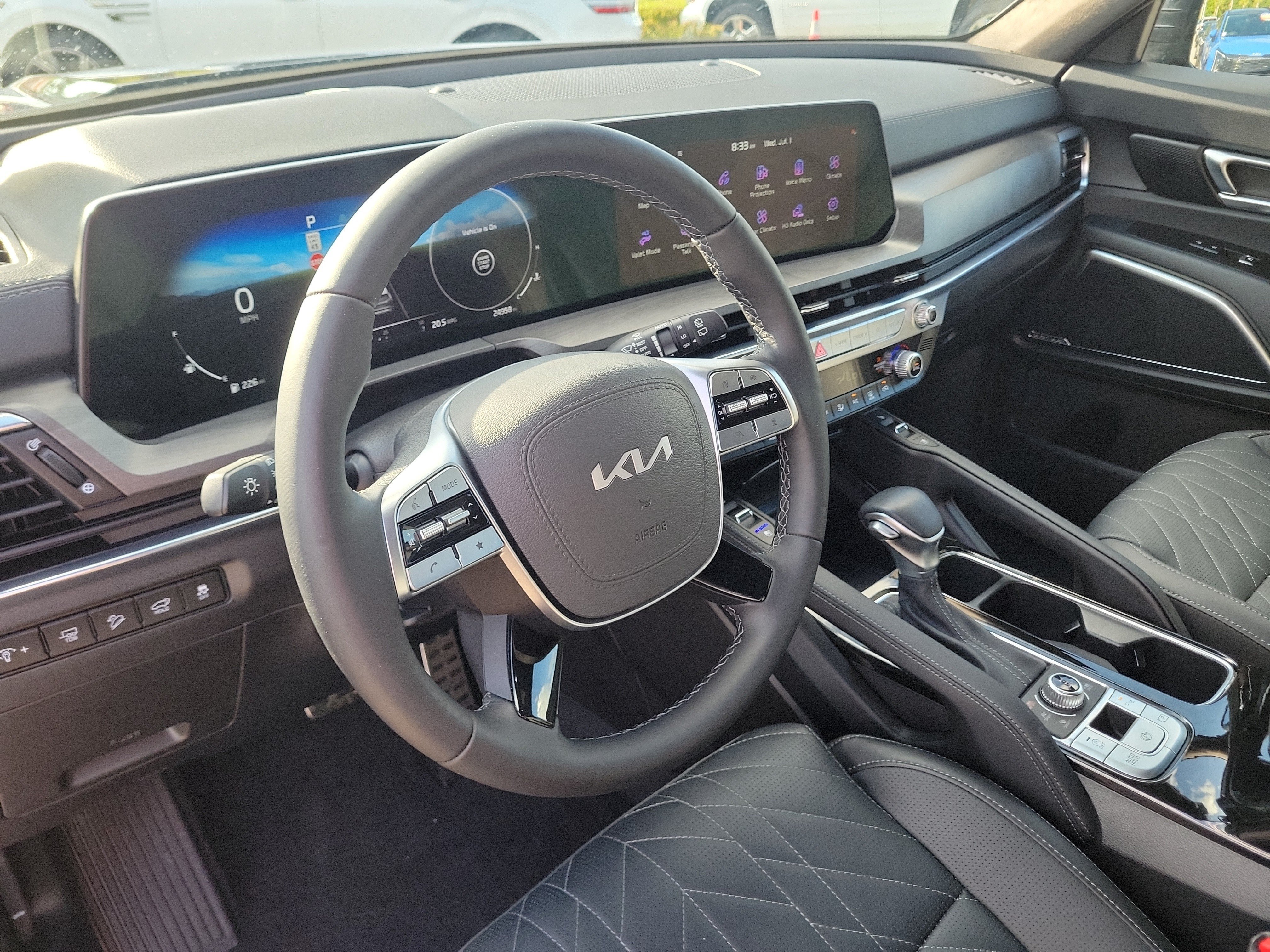 Certified 2025 Kia Telluride SX Prestige X-Line AWD/4WD image 24