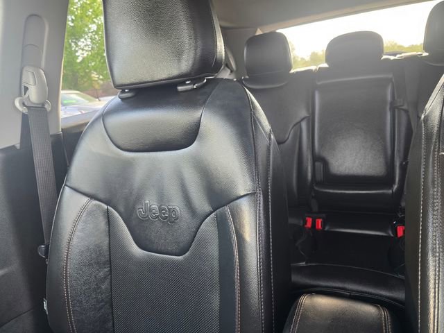 Used 2022 Jeep Compass Limited AWD/4WD image 30