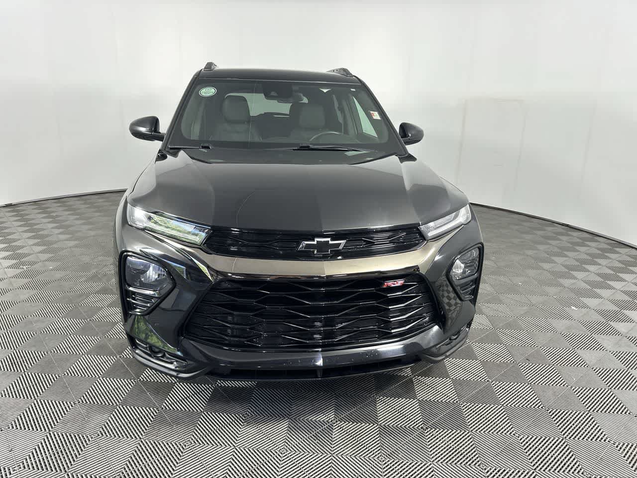 Used 2022 Chevrolet TrailBlazer RS FWD image 3