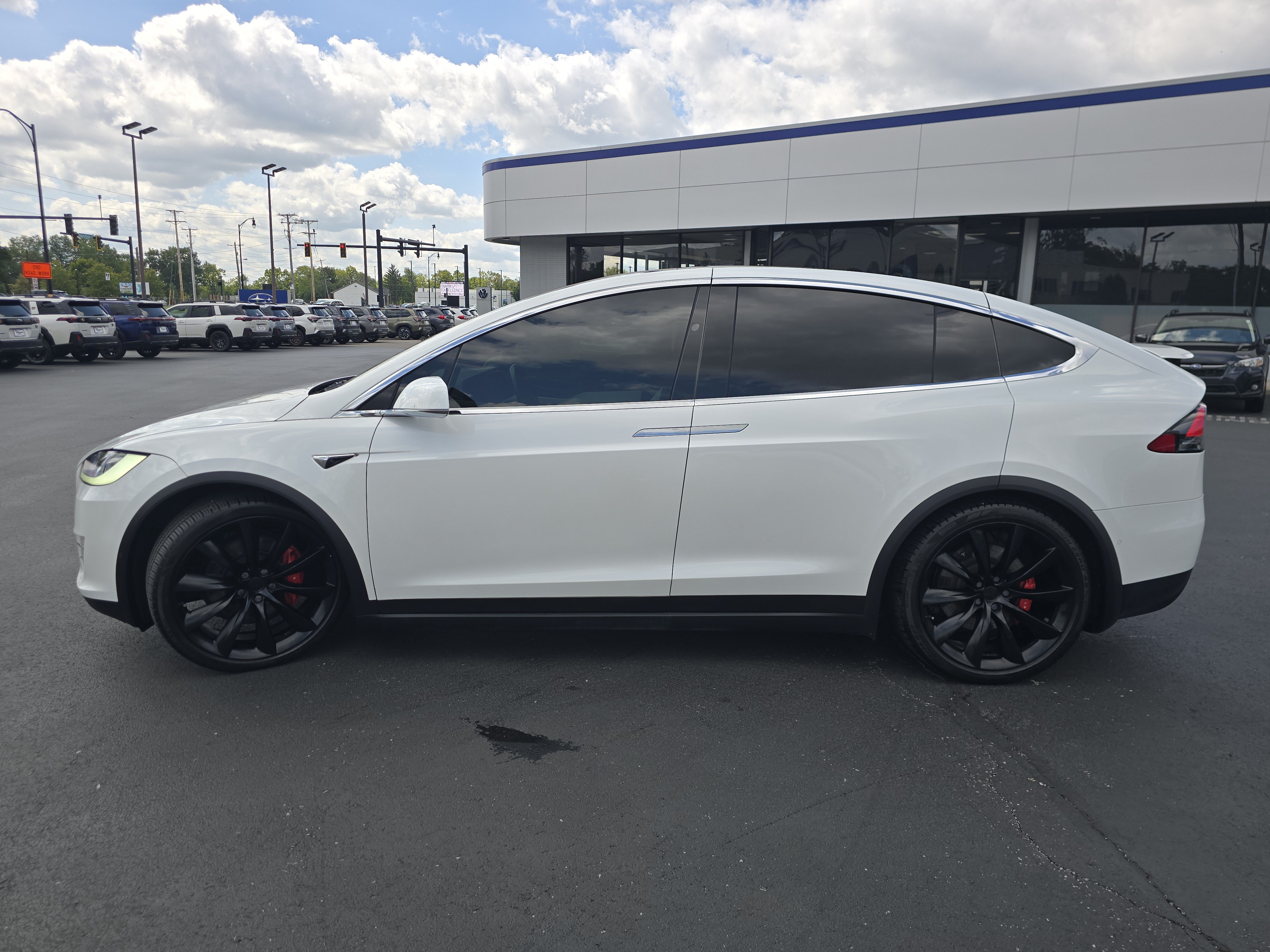Used 2019 Tesla Model X Performance AWD/4WD image 4