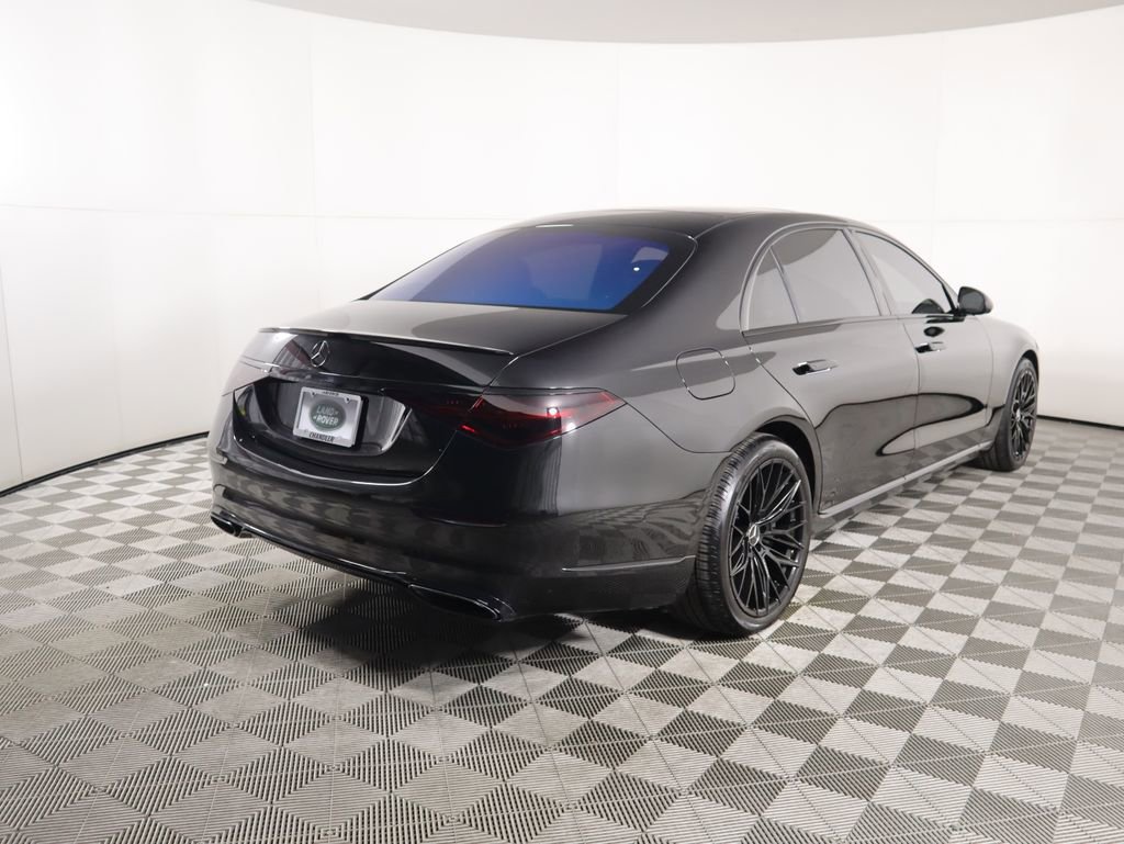 Used 2023 Mercedes-Benz S 580e 4MATIC Sedan image 5