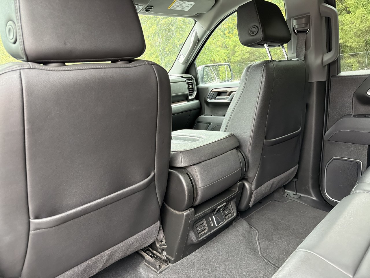 Used 2025 GMC Sierra 1500 SLT RWD image 18