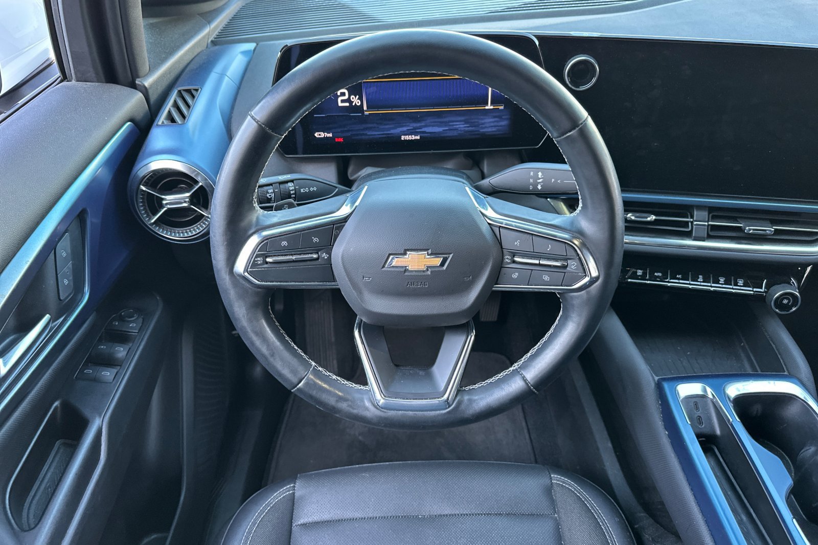 Used 2024 Chevrolet Equinox EV LT FWD image 17