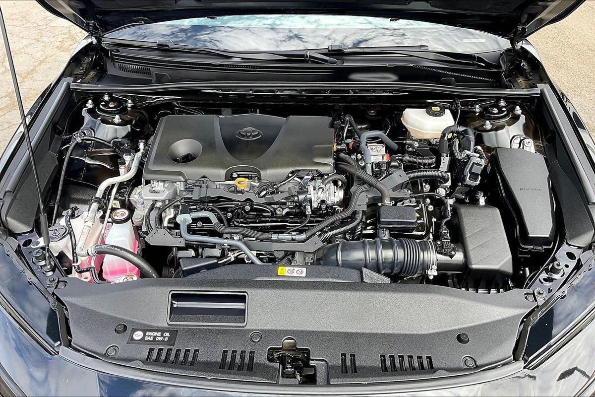 Used 2025 Toyota Camry LE FWD image 11