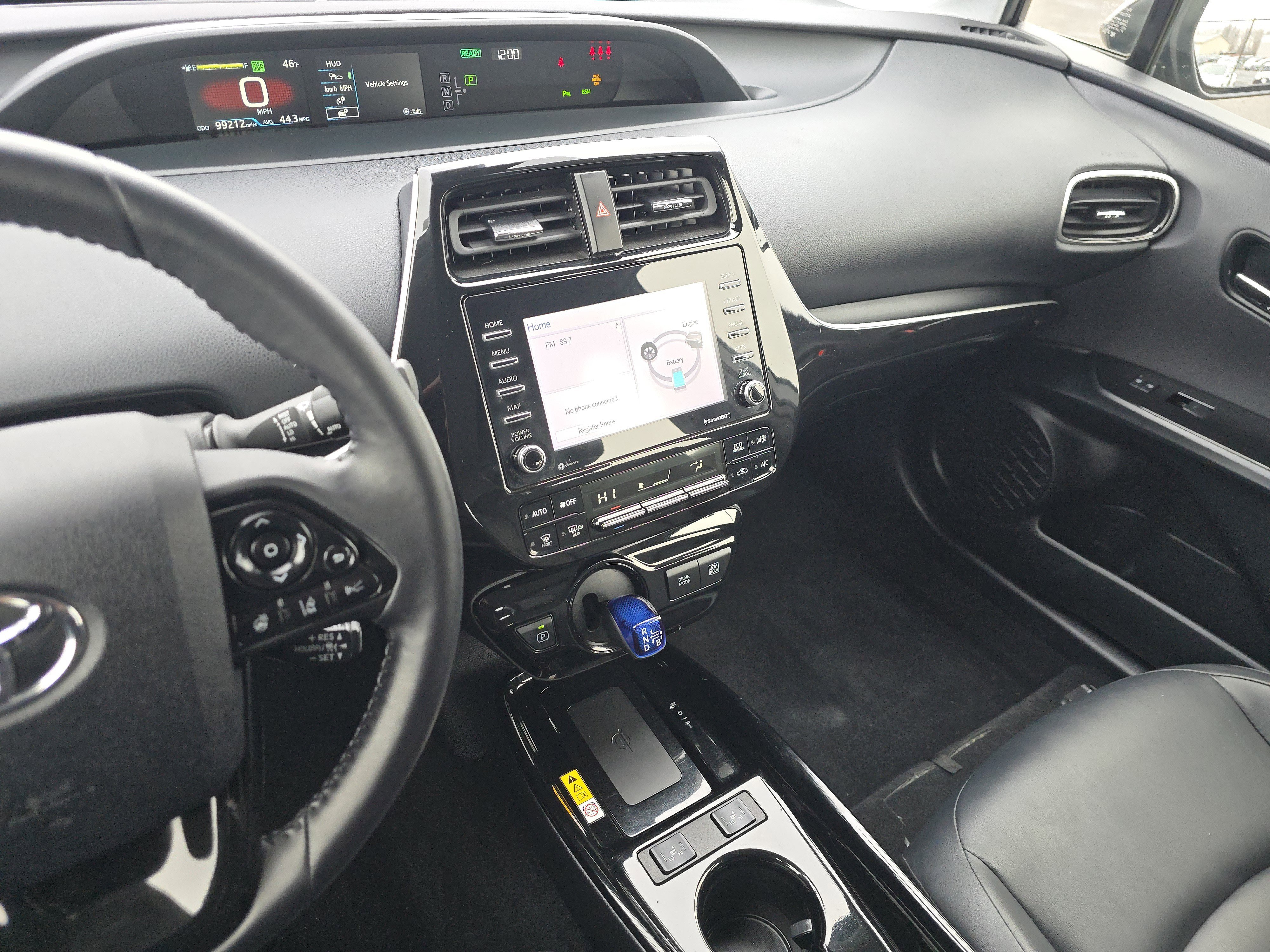 Used 2022 Toyota Prius XLE w/ Advanced Technology Package image 22