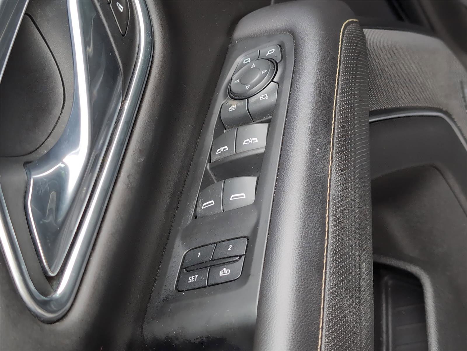 Used 2021 GMC Yukon SLT w/ SLT Luxury Plus Package image 17