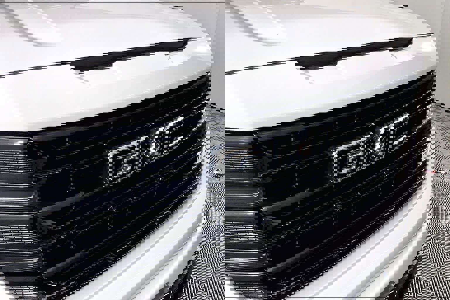 Used 2025 GMC Sierra 1500 Elevation w/ Preferred Package image 29