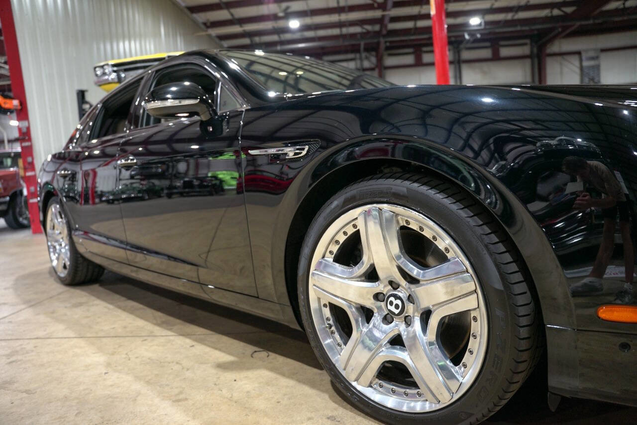 Used 2014 Bentley Flying Spur W12 image 25