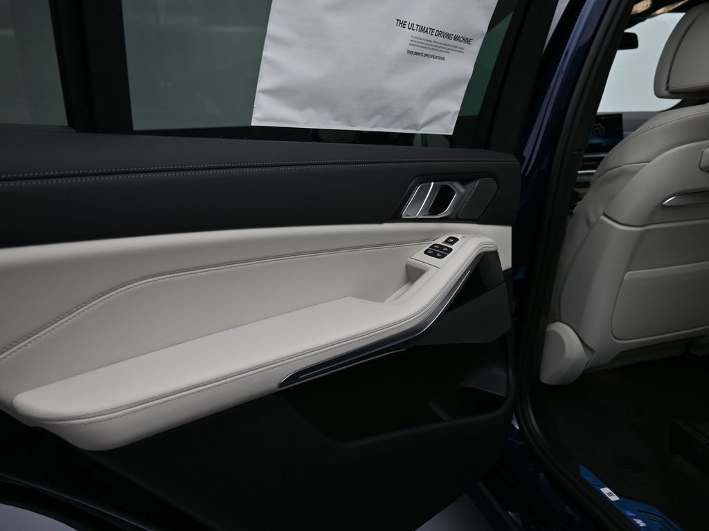 New 2026 BMW X7 xDrive40i w/ M Sport Package image 11