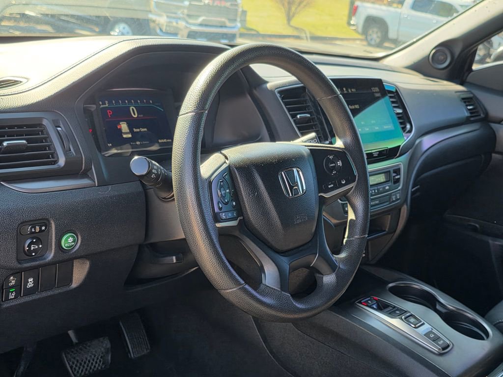 Used 2021 Honda Passport Sport image 11