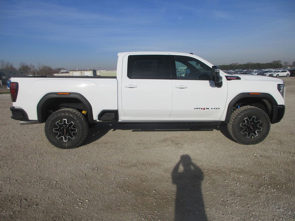 New 2026 GMC Sierra 2500 AT4X image 3