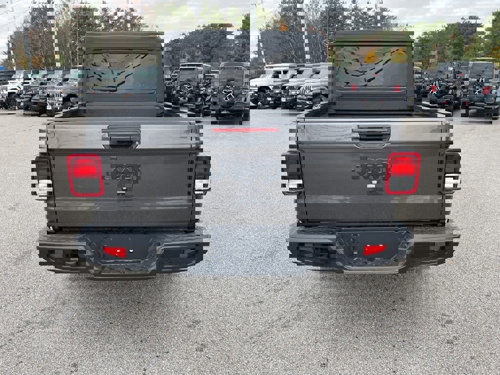 New 2026 Jeep Gladiator Sport image 6